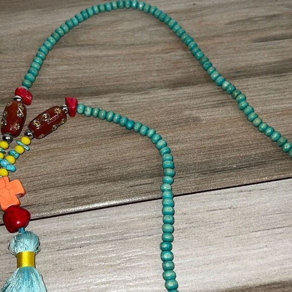 Mala Following Dreams Turquoise Color Bead and Wood Necklace - Picture 5 of 9
